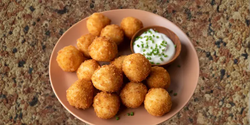 crispy fried mashed potato balls
