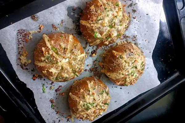 korean cream cheese garlic buns recipe step 8