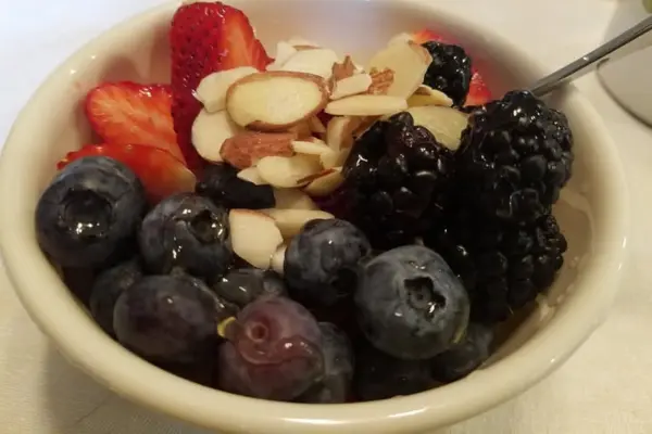 yogurt parfait step 1