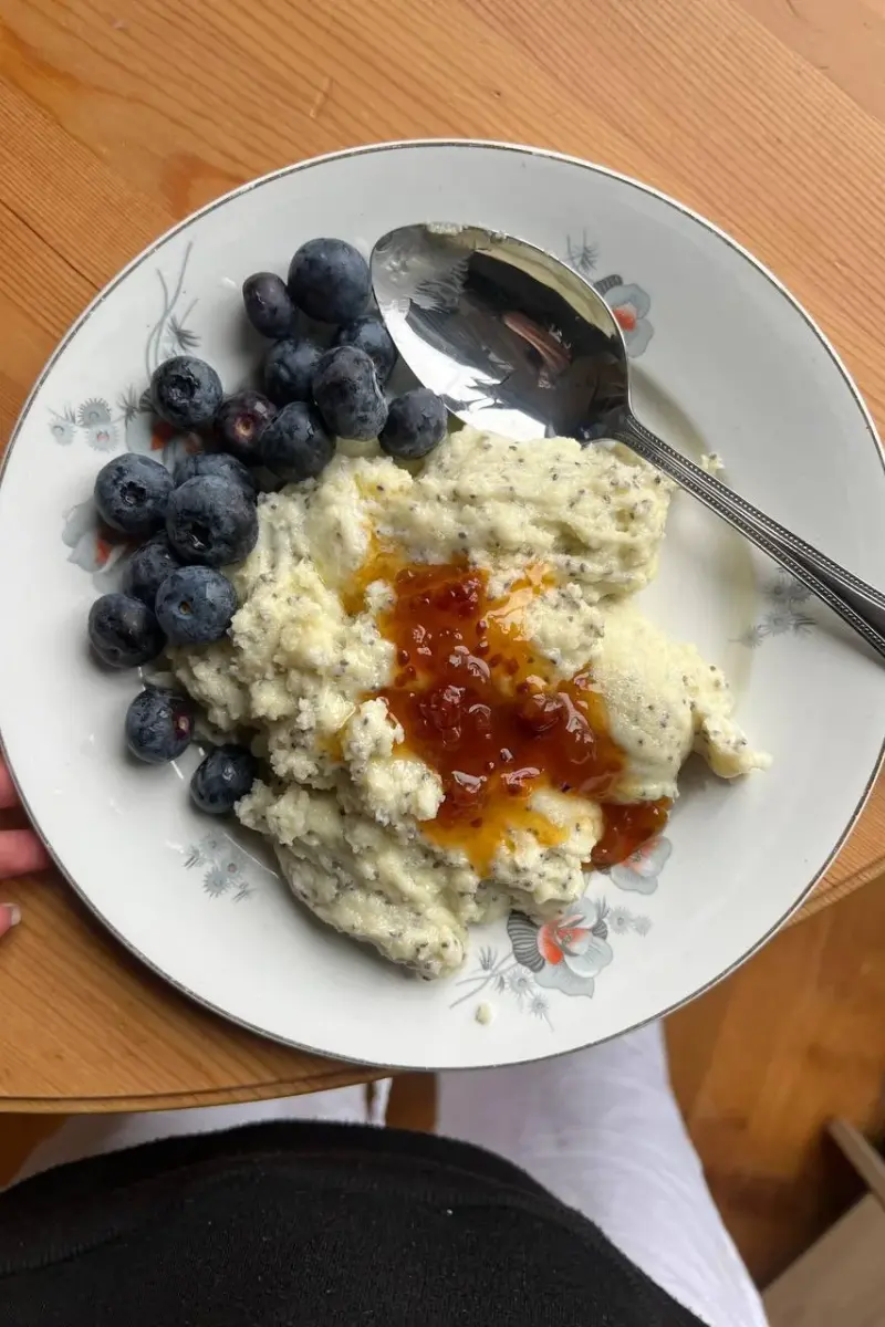 yogurt parfait step 2